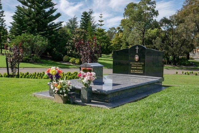 800x600 products burial category
